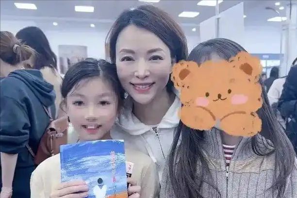 岁董卿近况曝光意外暴露圈内人的“精明”不朽情缘手机网站拔出萝卜带出泥！52(图8)